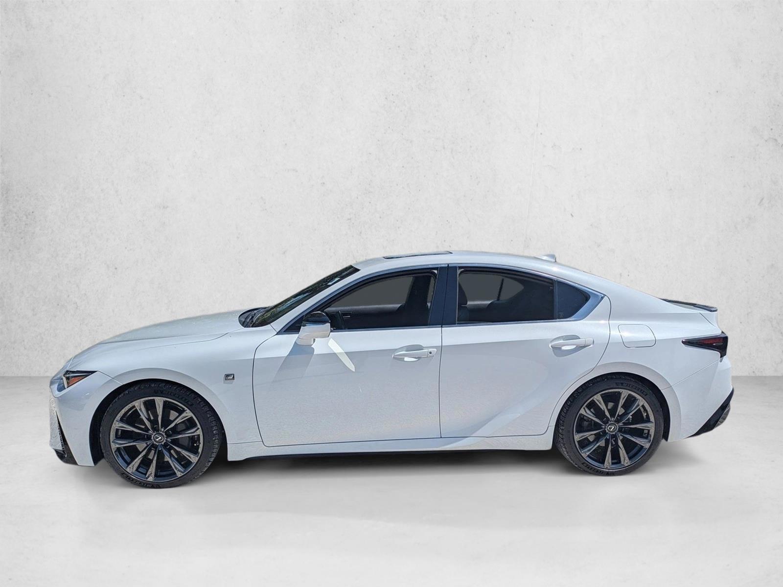 Thumbnail: 2021 Lexus IS - 2