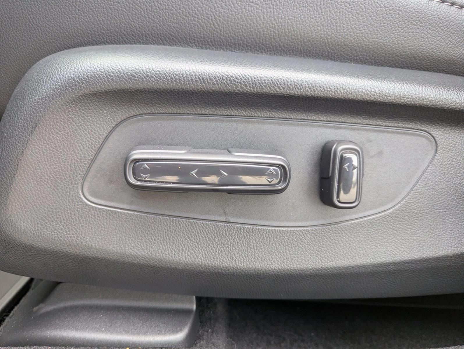 Thumbnail: 2027 Honda HR-V - 3