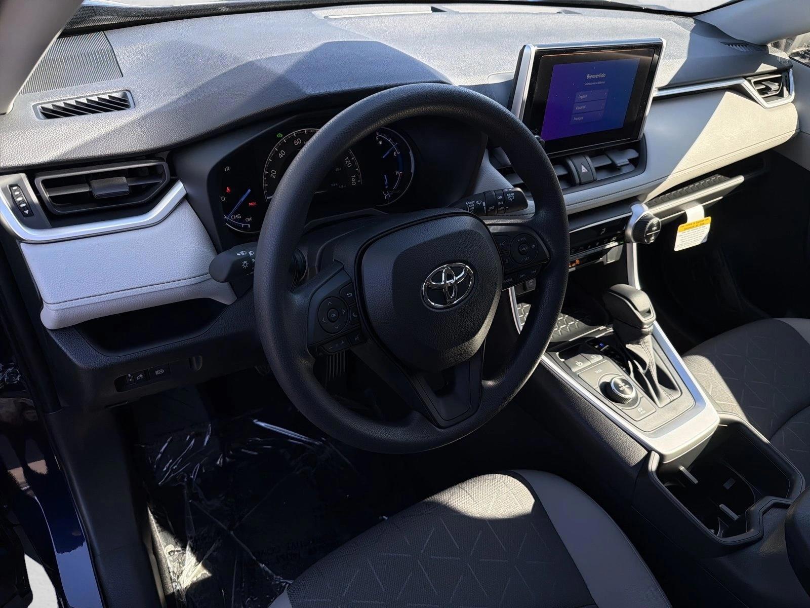Thumbnail: 2025 Toyota RAV4 - 3