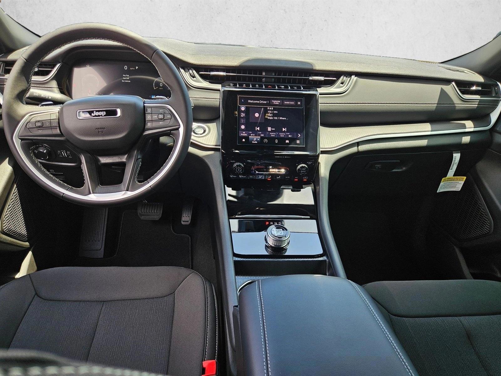 Thumbnail: 2026 Jeep Grand Cherokee L - 3