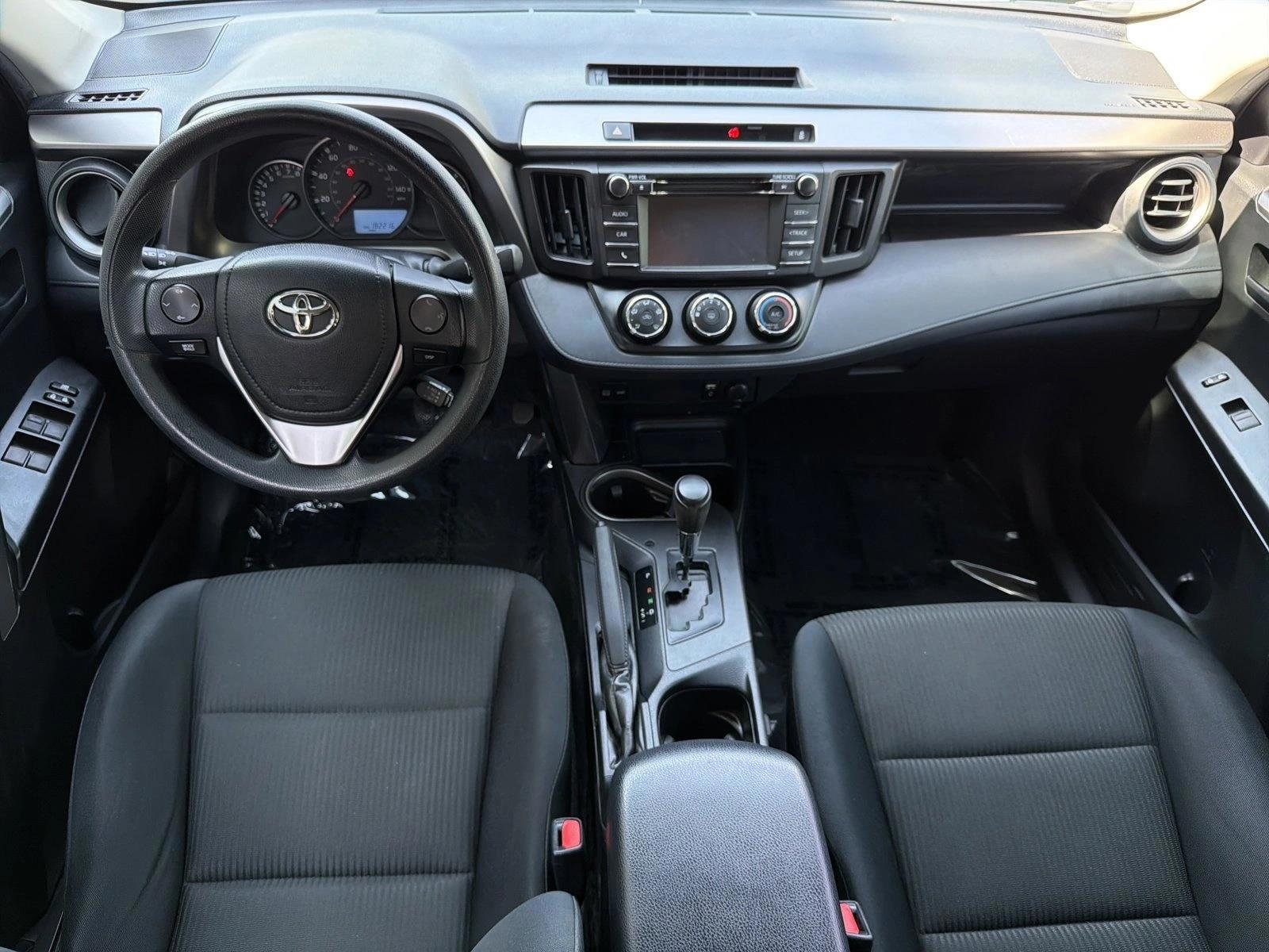 Thumbnail: 2016 Toyota RAV4 - 3