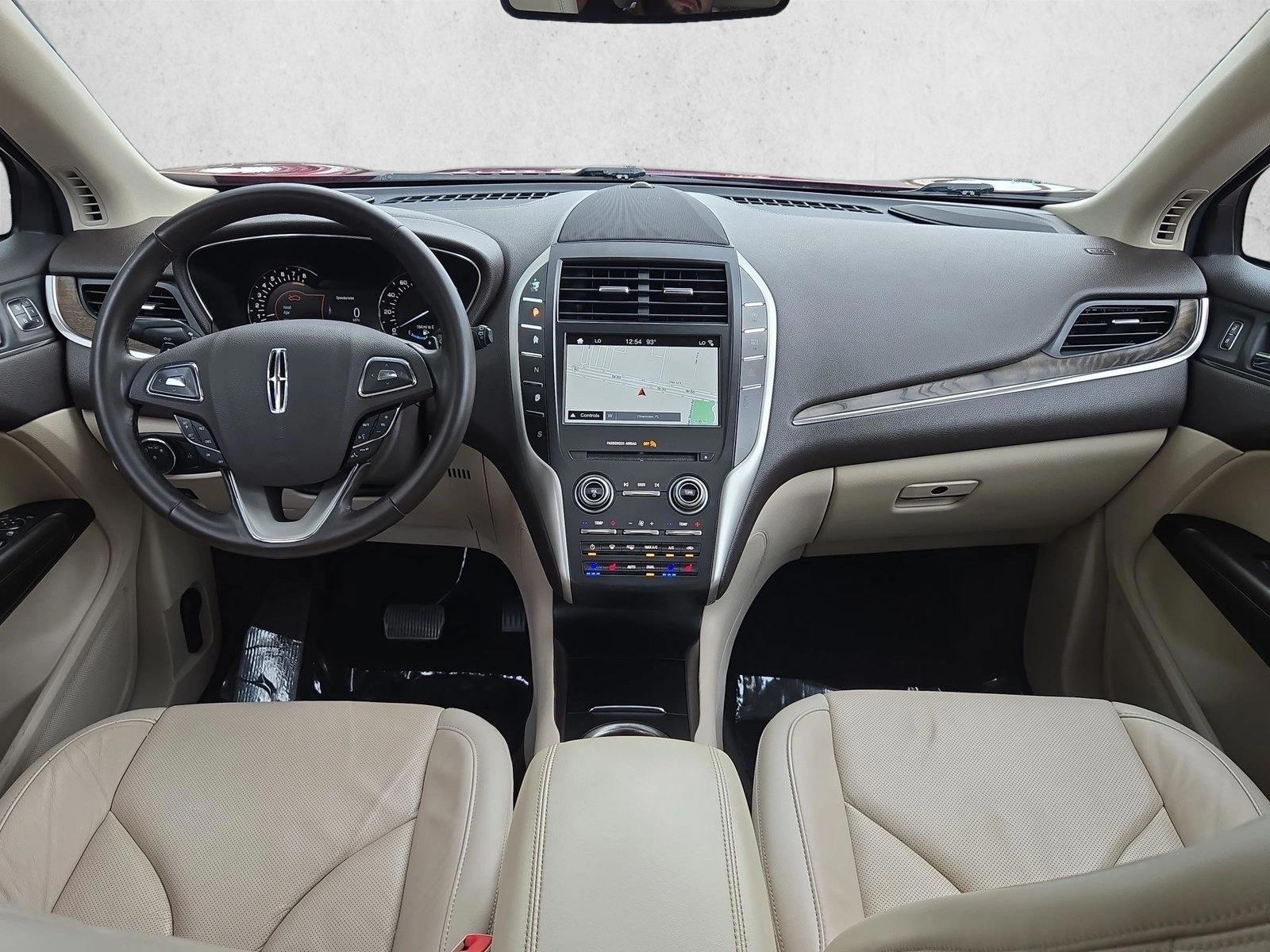 Thumbnail: 2018 Lincoln MKC - 3