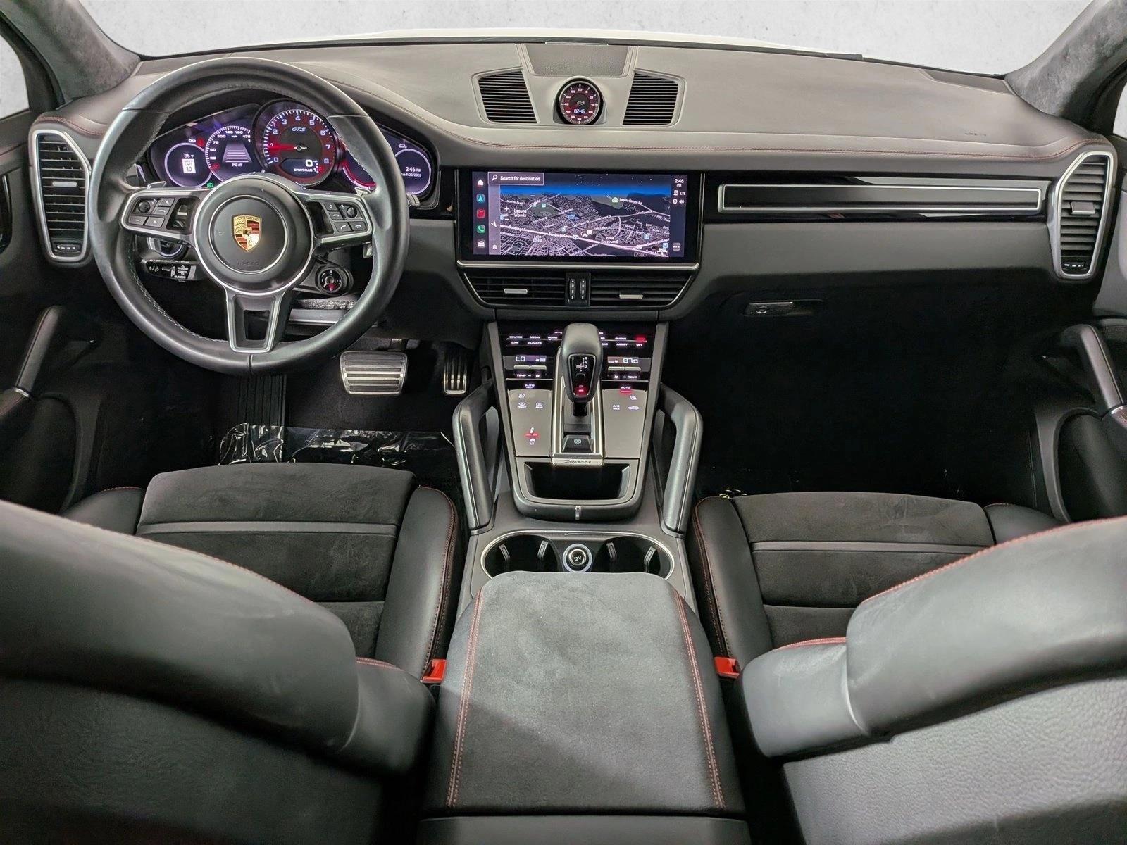 Thumbnail: 2023 Porsche Cayenne - 4