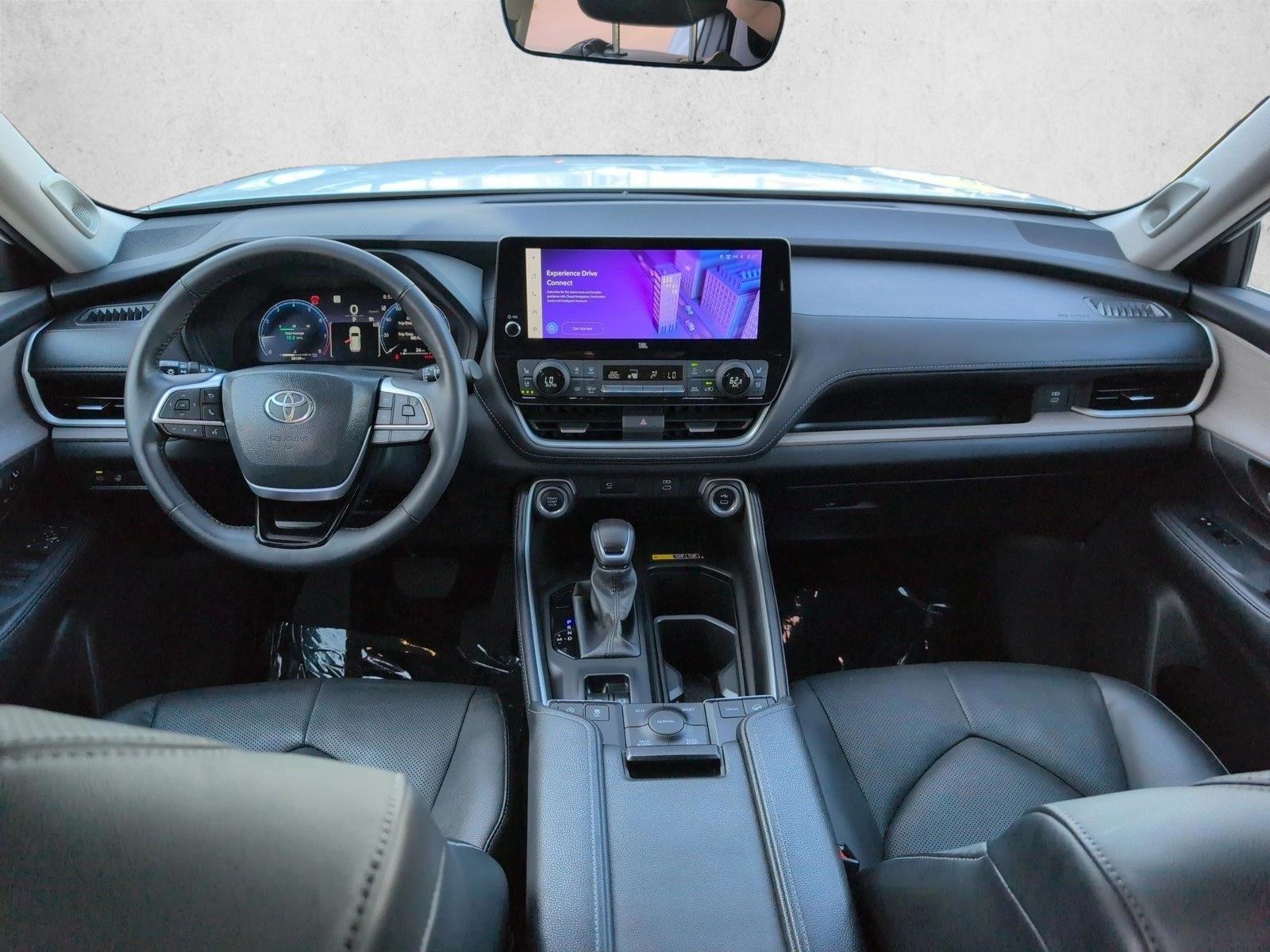 Thumbnail: 2024 Toyota Grand Highlander - 4