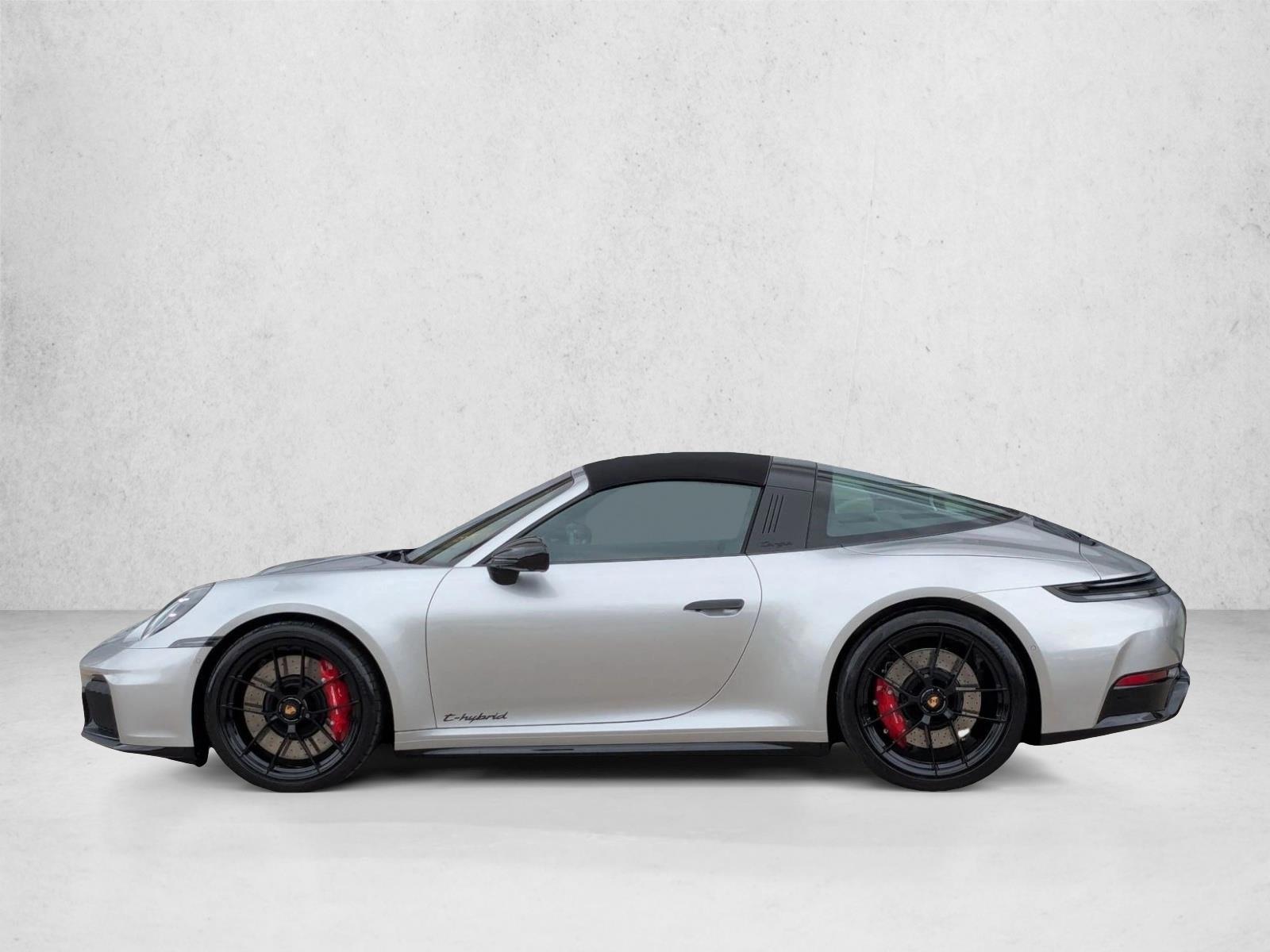Thumbnail: 2026 Porsche 911 - 3