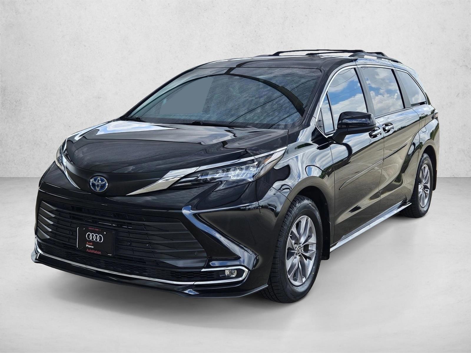Thumbnail: 2024 Toyota Sienna - 1