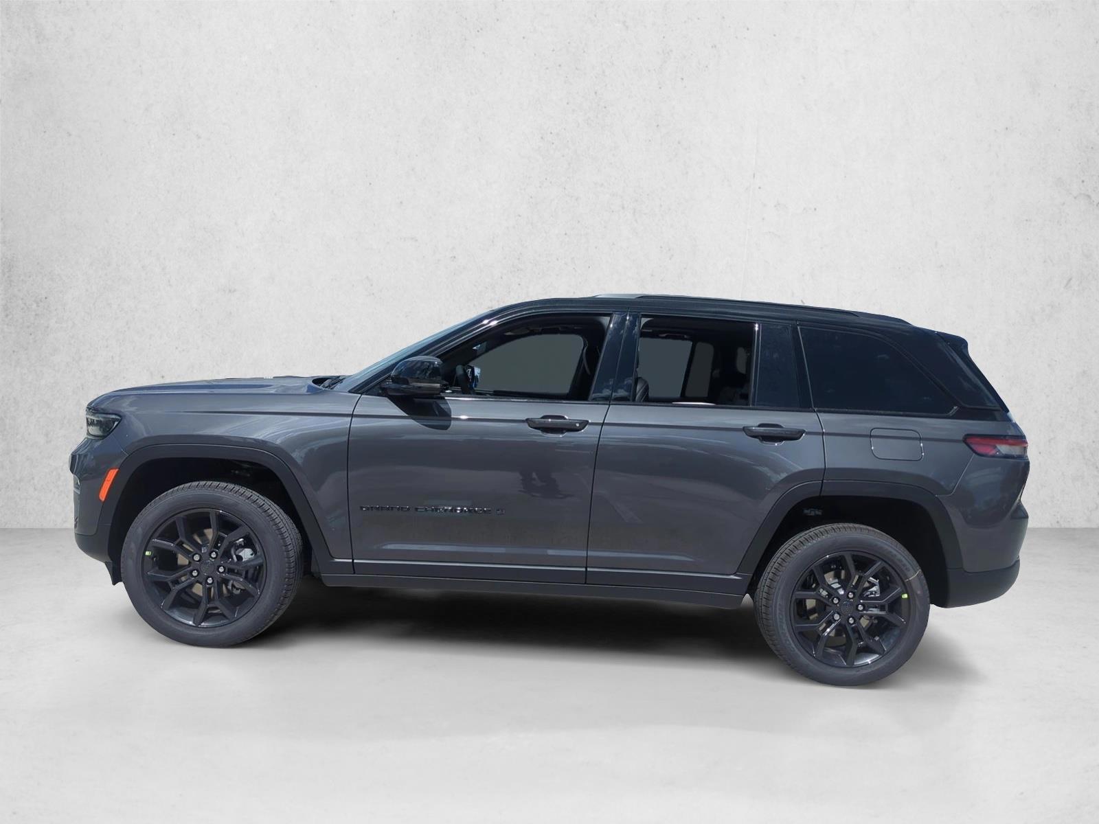 Thumbnail: 2025 Jeep Grand Cherokee - 2