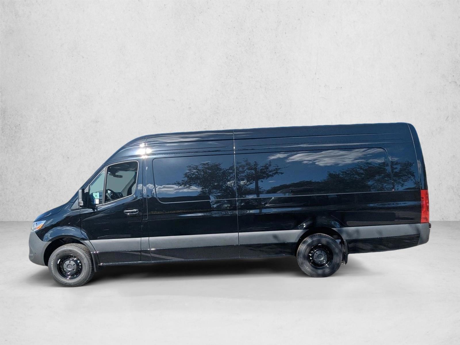 Thumbnail: 2026 Mercedes-Benz Sprinter - 2