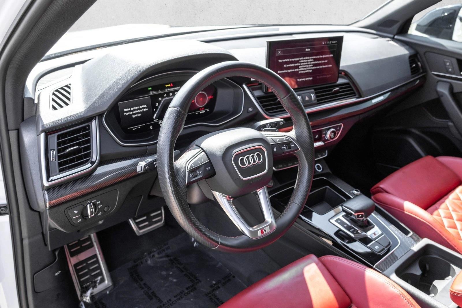 Thumbnail: 2023 Audi SQ5 - 3