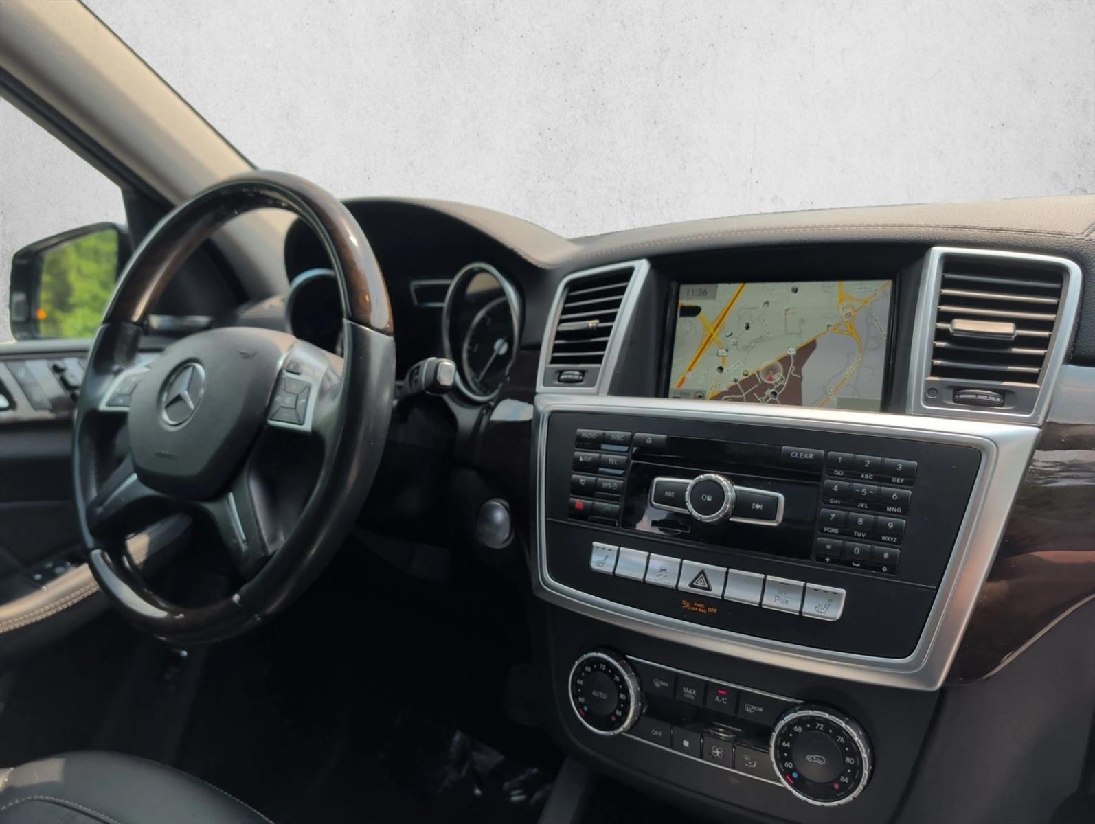 Thumbnail: 2015 Mercedes-Benz GL-Class - 6