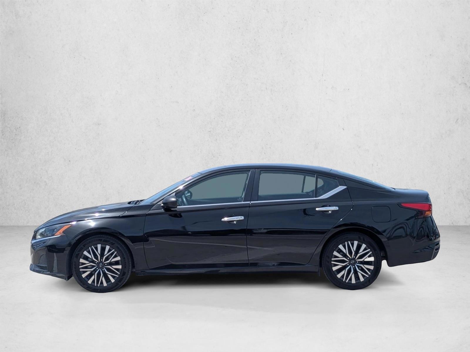 Thumbnail: 2024 Nissan Altima - 2