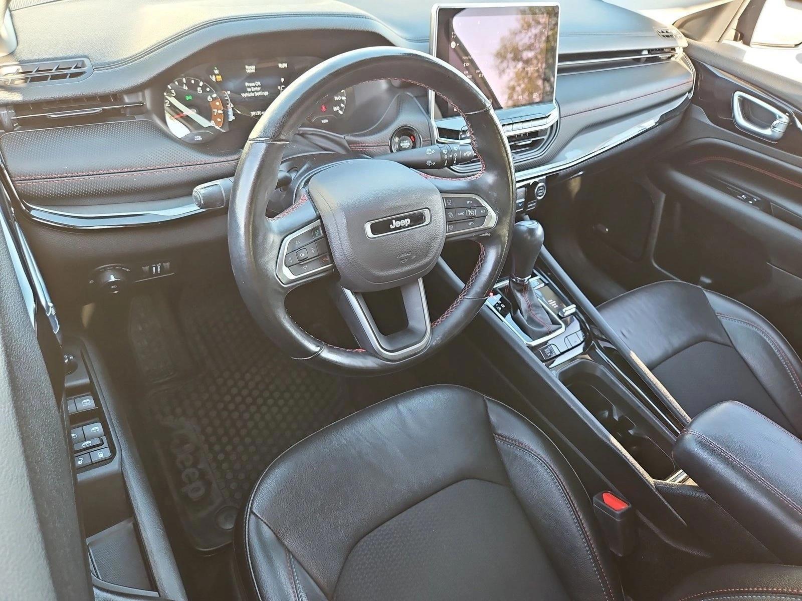 Thumbnail: 2022 Jeep Compass - 3