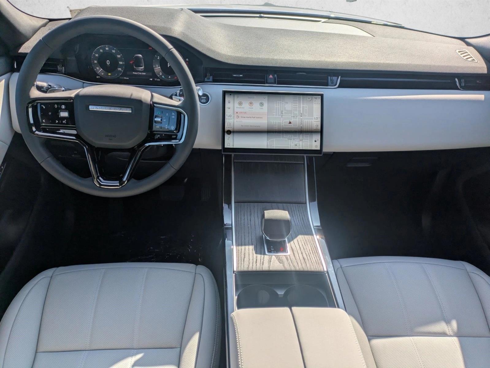 Thumbnail: 2026 Land Rover Range Rover Evoque - 4