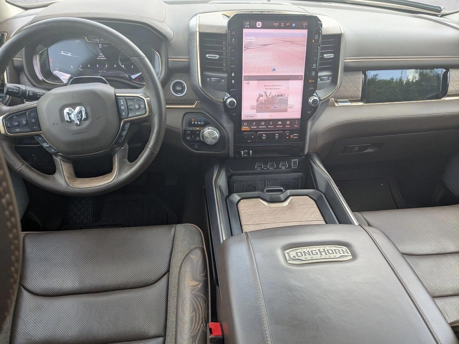 Thumbnail: 2025 RAM 1500 - 3