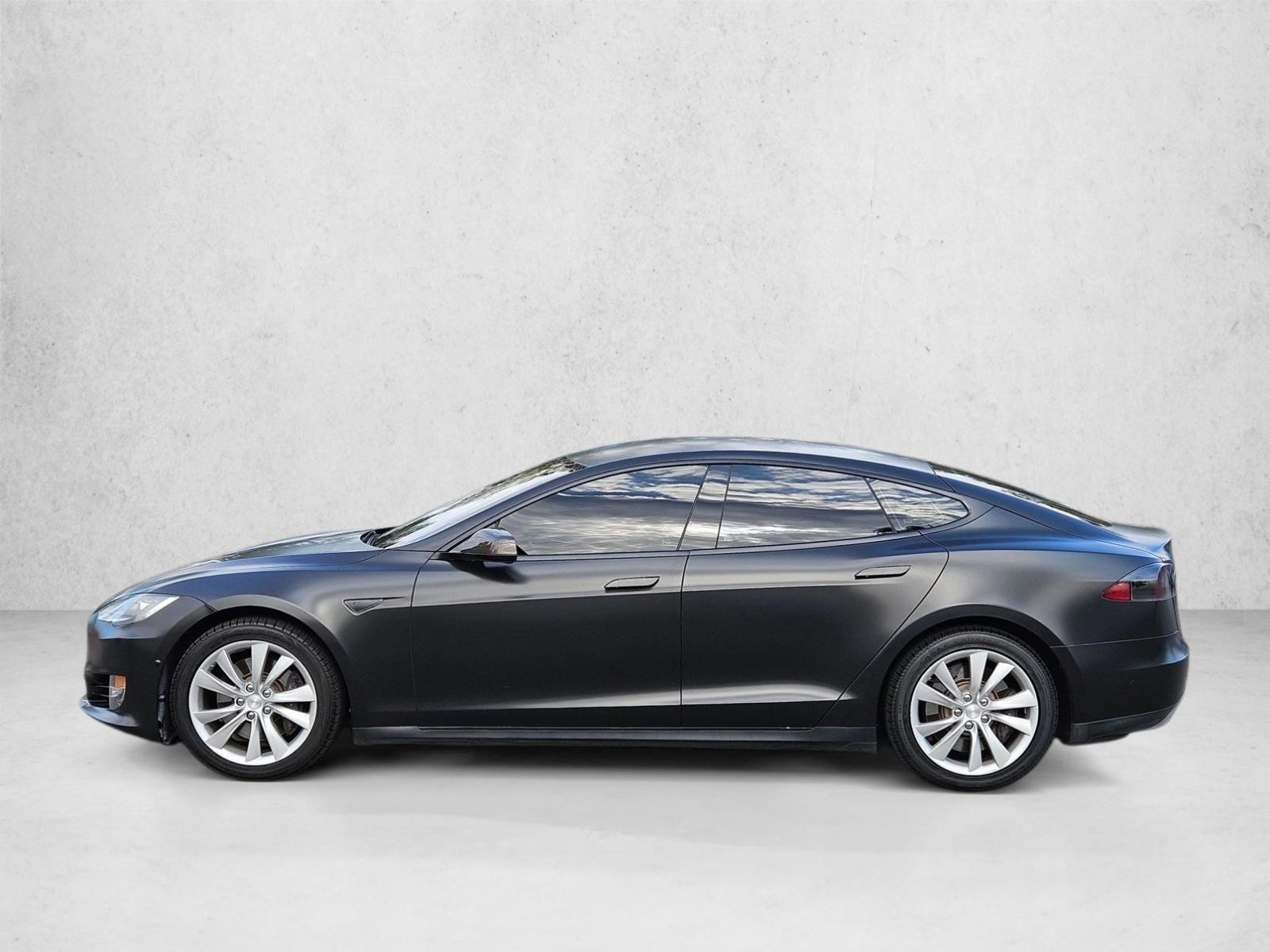 Thumbnail: 2014 Tesla Model S - 2