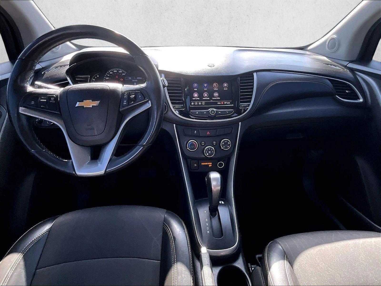 Thumbnail: 2021 Chevrolet Trax - 3