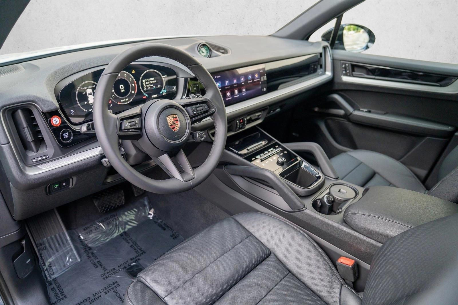 2026 Porsche Cayenne Base - Photo 4