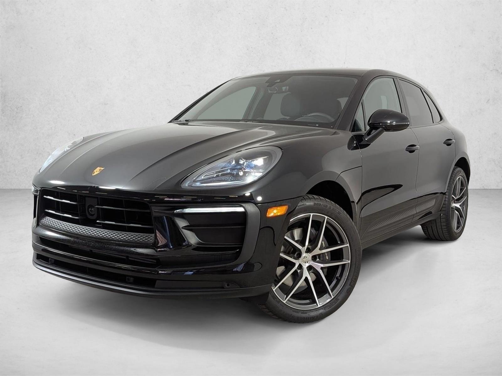 Thumbnail: 2025 Porsche Macan - 1