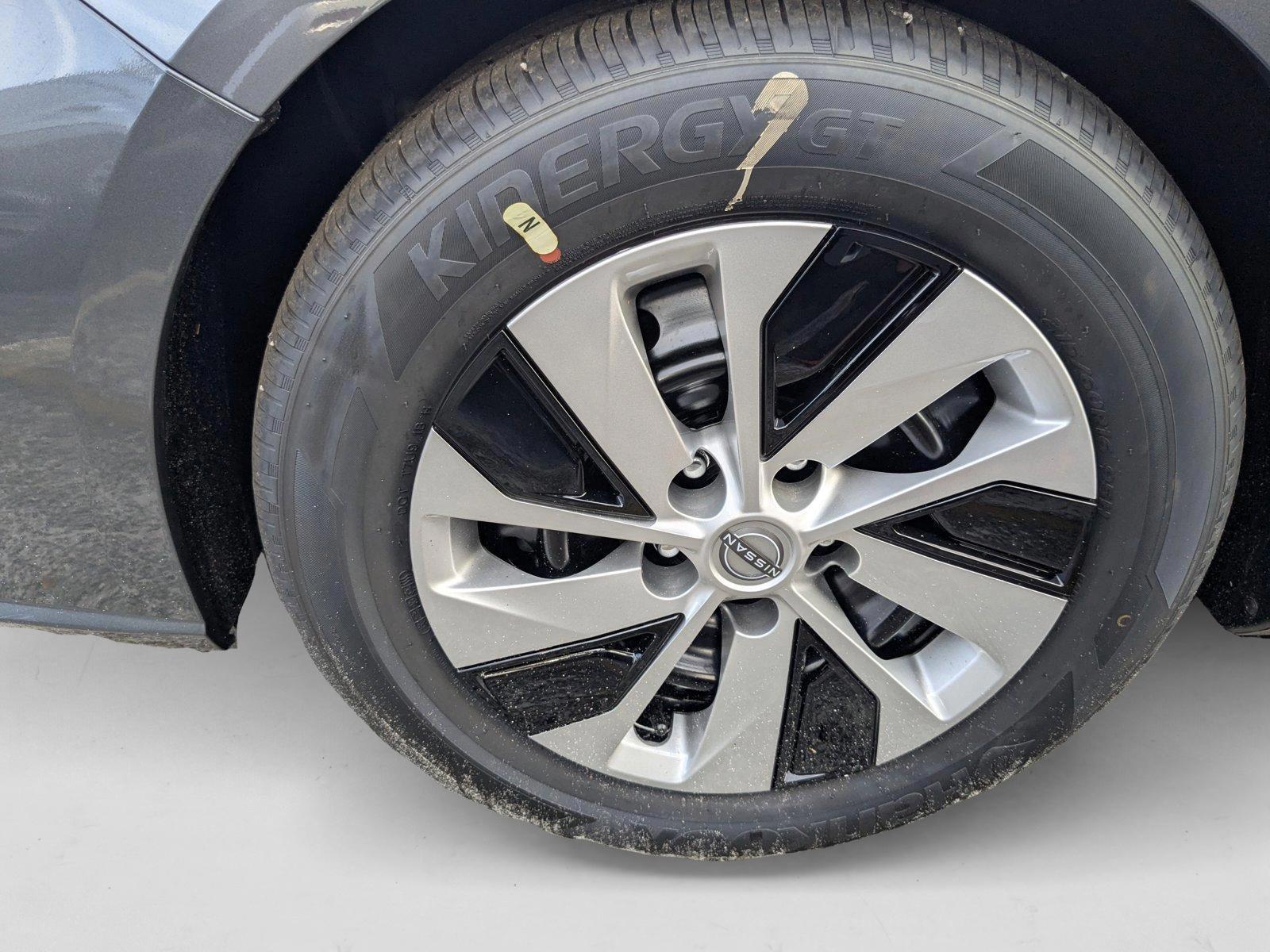2025 Nissan Altima S - Photo 10