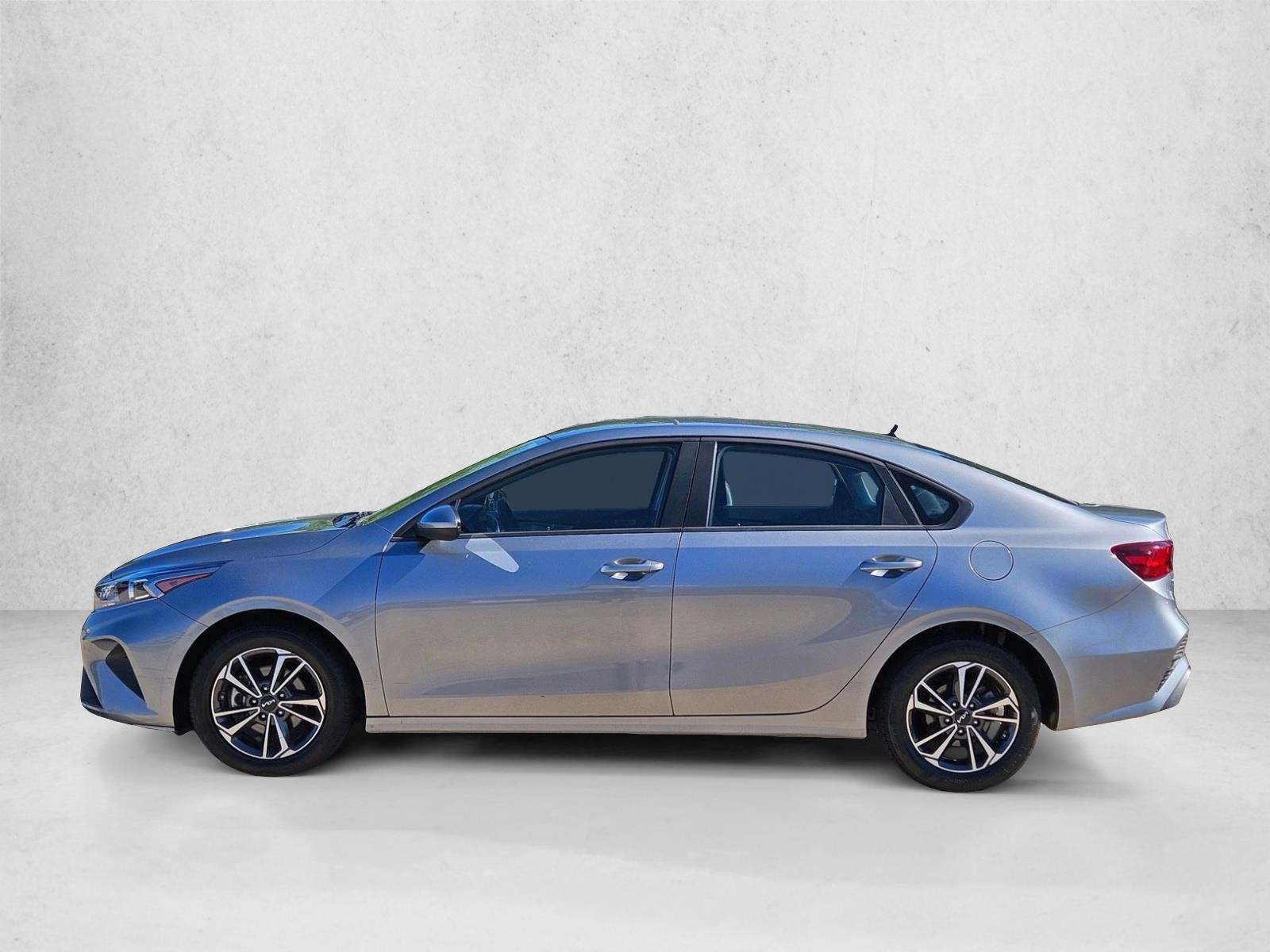 Thumbnail: 2024 Kia Forte - 2