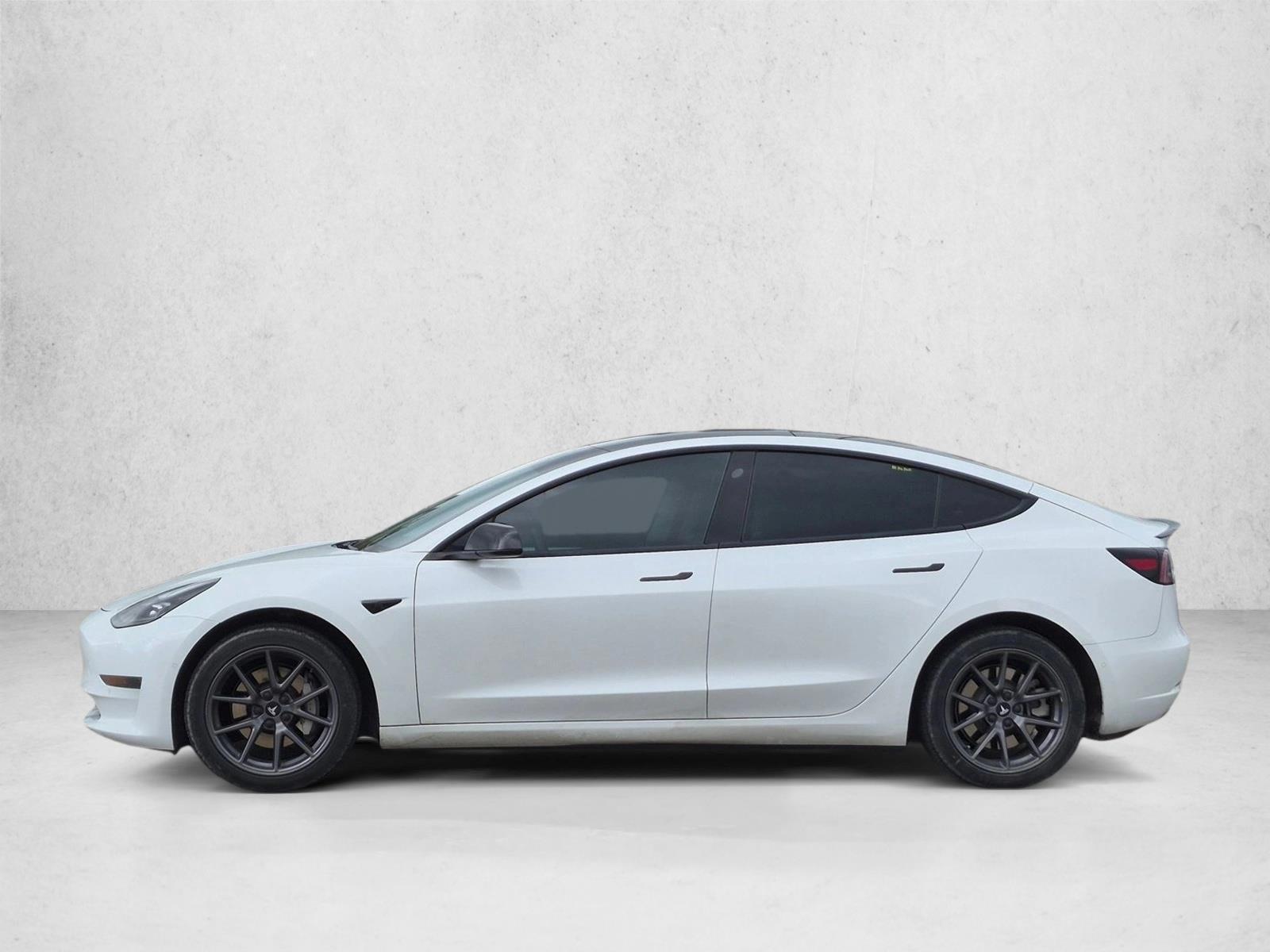 Thumbnail: 2022 Tesla Model 3 - 2