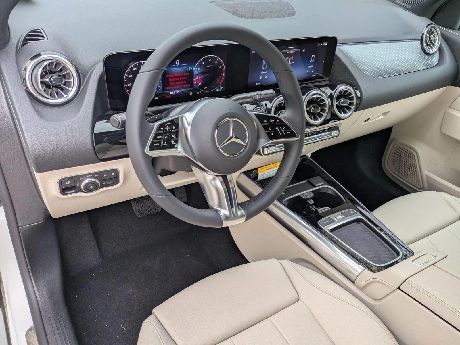 Thumbnail: 2026 Mercedes-Benz GLA - 3