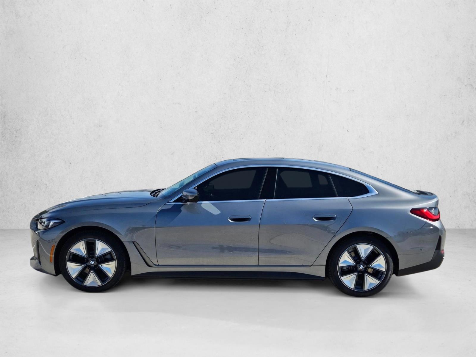 Thumbnail: 2026 BMW i4 - 2