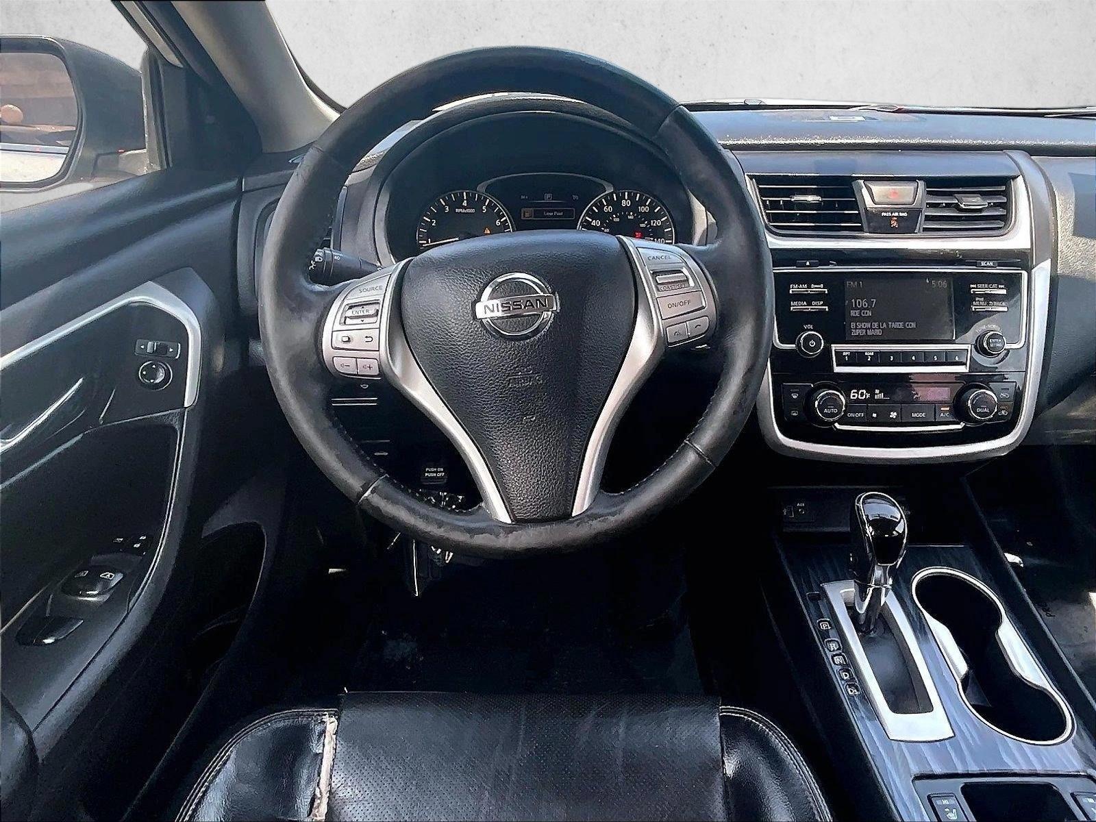 Thumbnail: 2018 Nissan Altima - 3