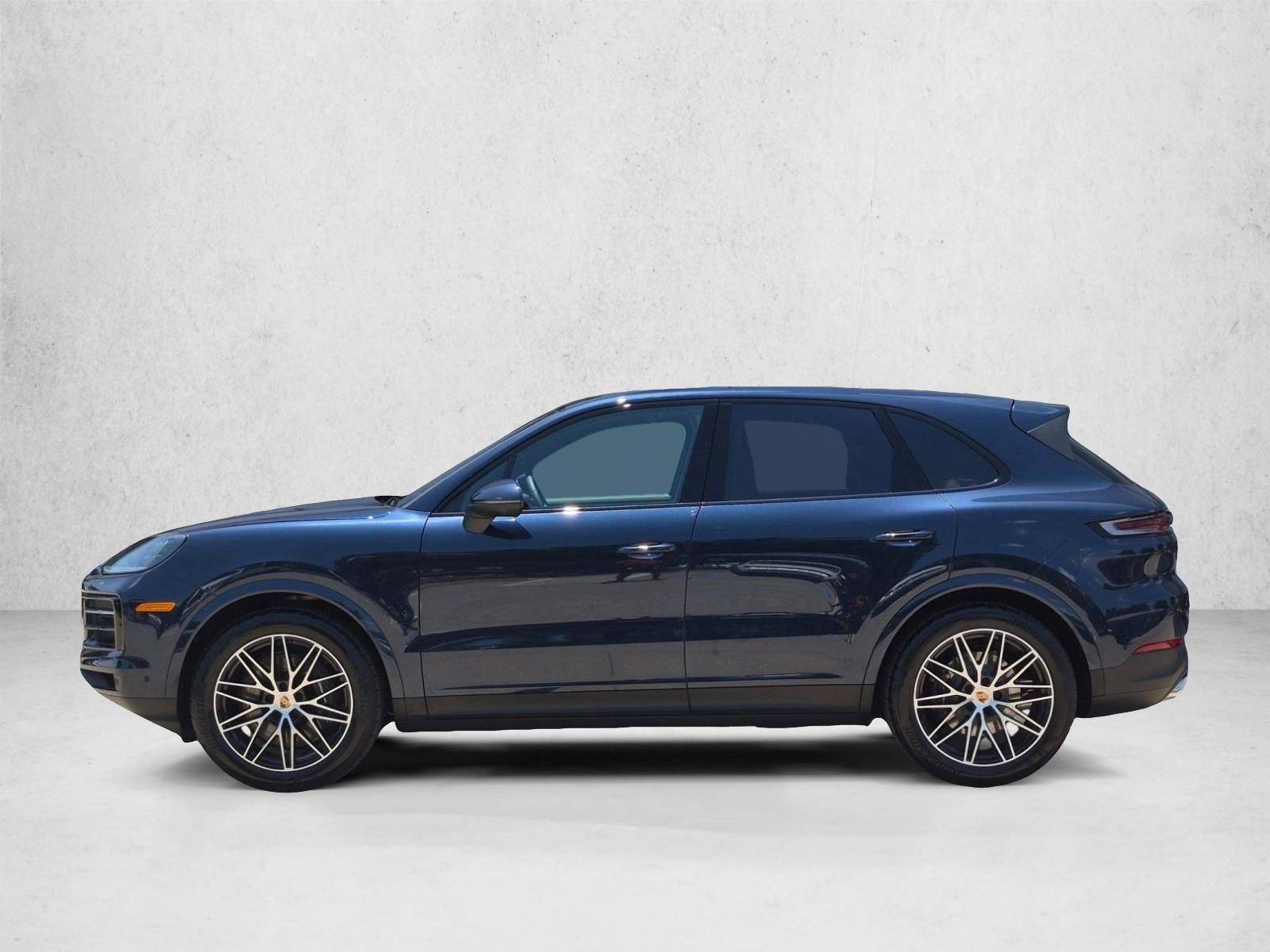 Thumbnail: 2026 Porsche Cayenne - 2