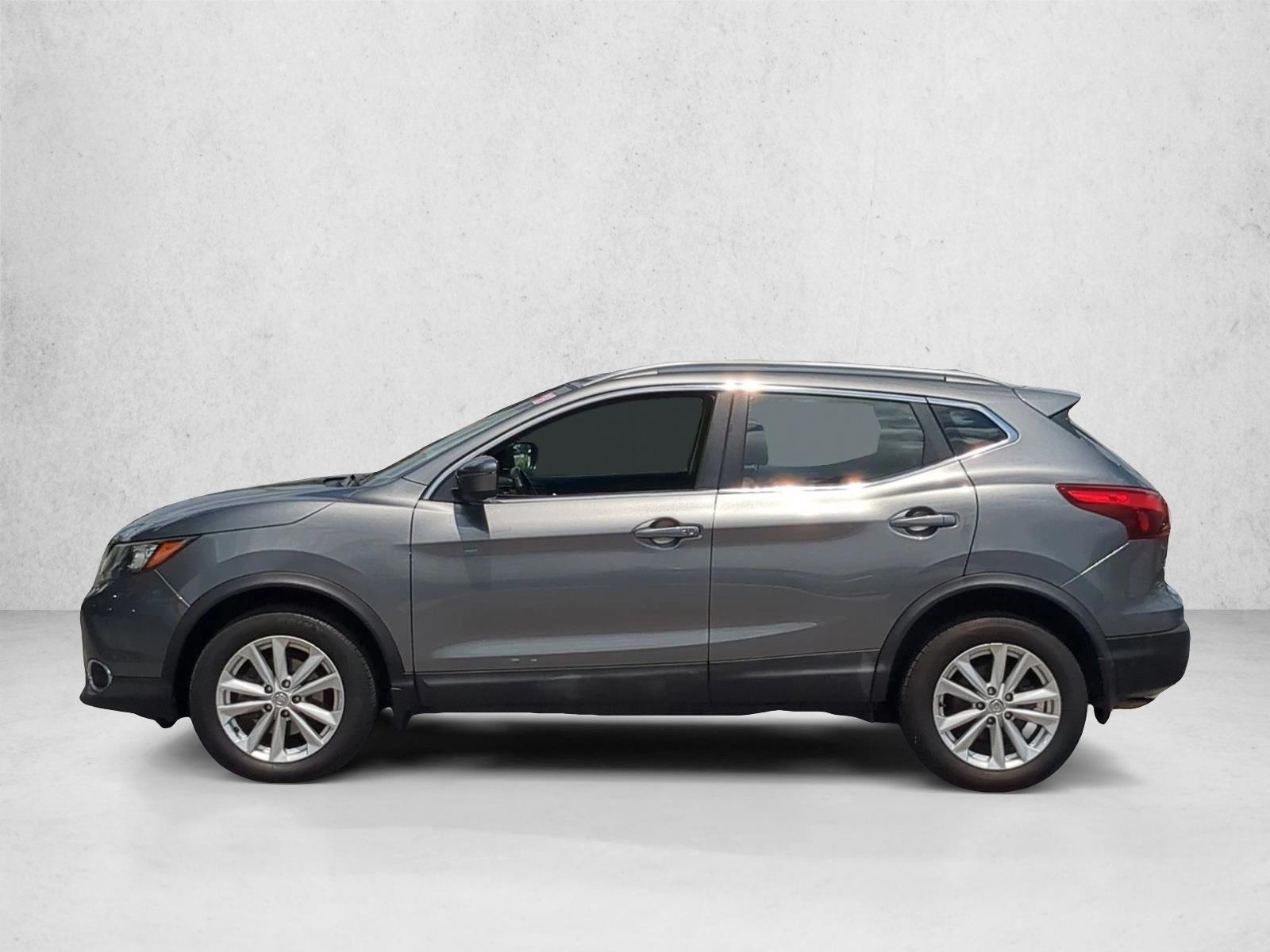 Thumbnail: 2018 Nissan Rogue Sport - 2