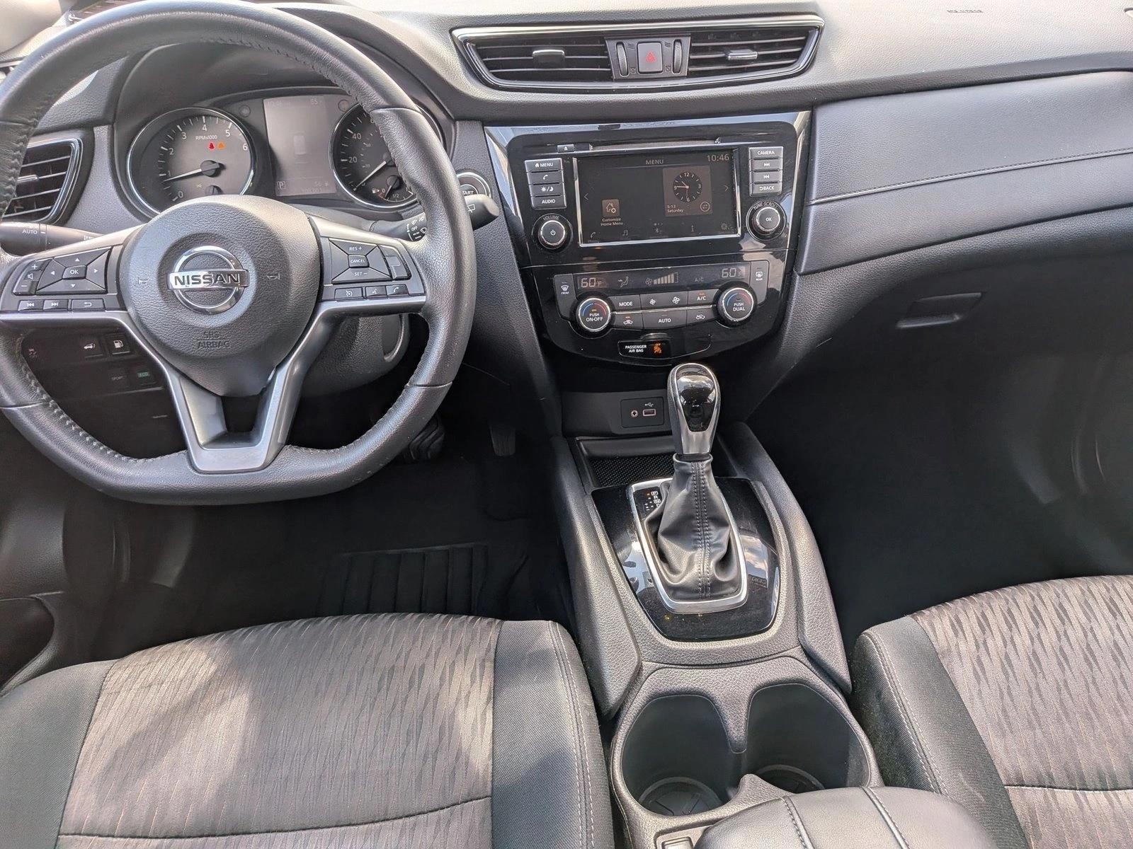 Thumbnail: 2018 Nissan Rogue - 4