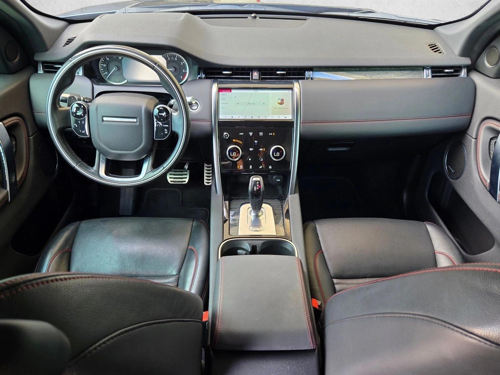 Thumbnail: 2020 Land Rover Discovery Sport - 3
