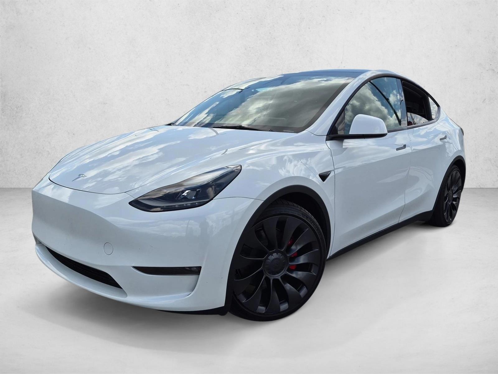 Thumbnail: 2023 Tesla Model Y - 1