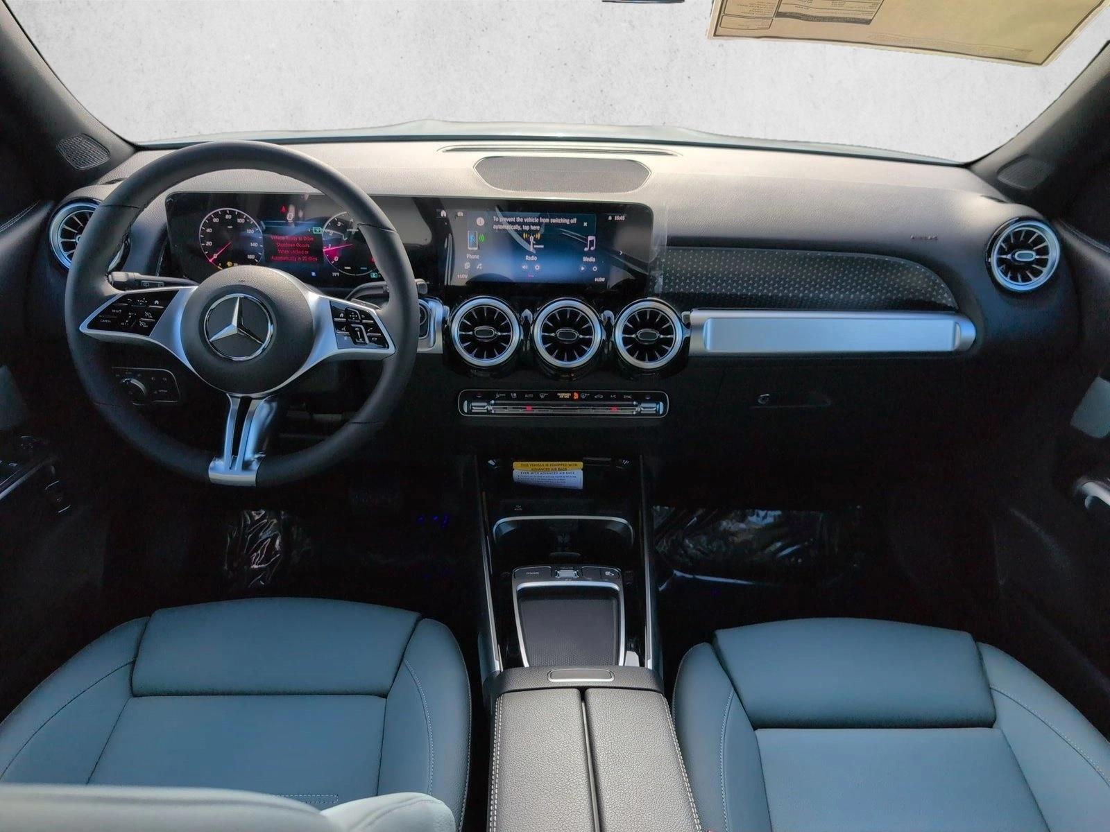 Thumbnail: 2026 Mercedes-Benz GLB - 3