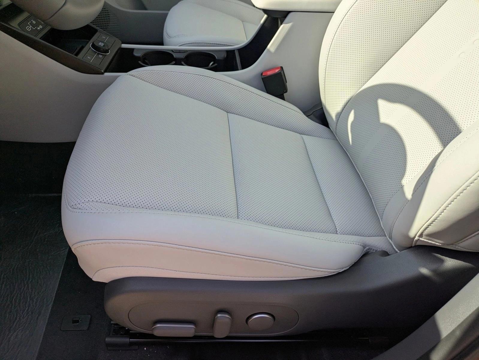 Thumbnail: 2026 Hyundai Kona - 4