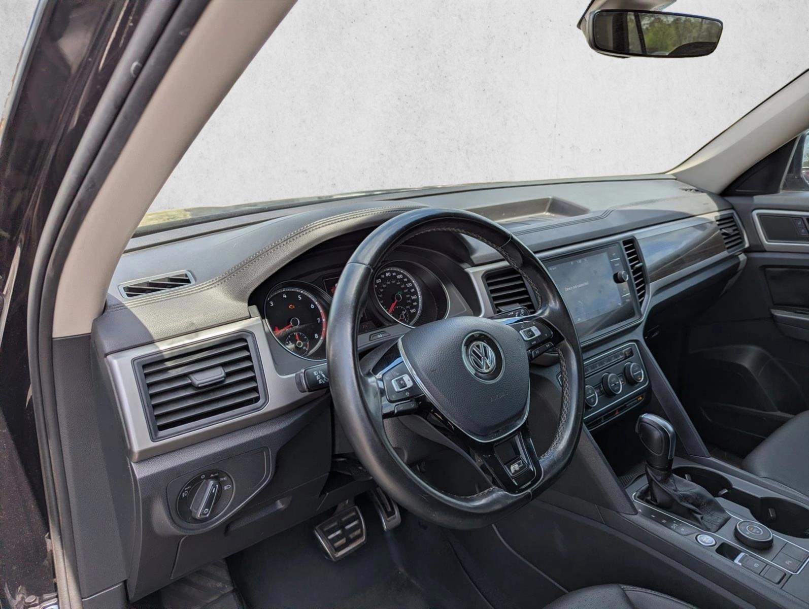 Thumbnail: 2020 Volkswagen Atlas - 3