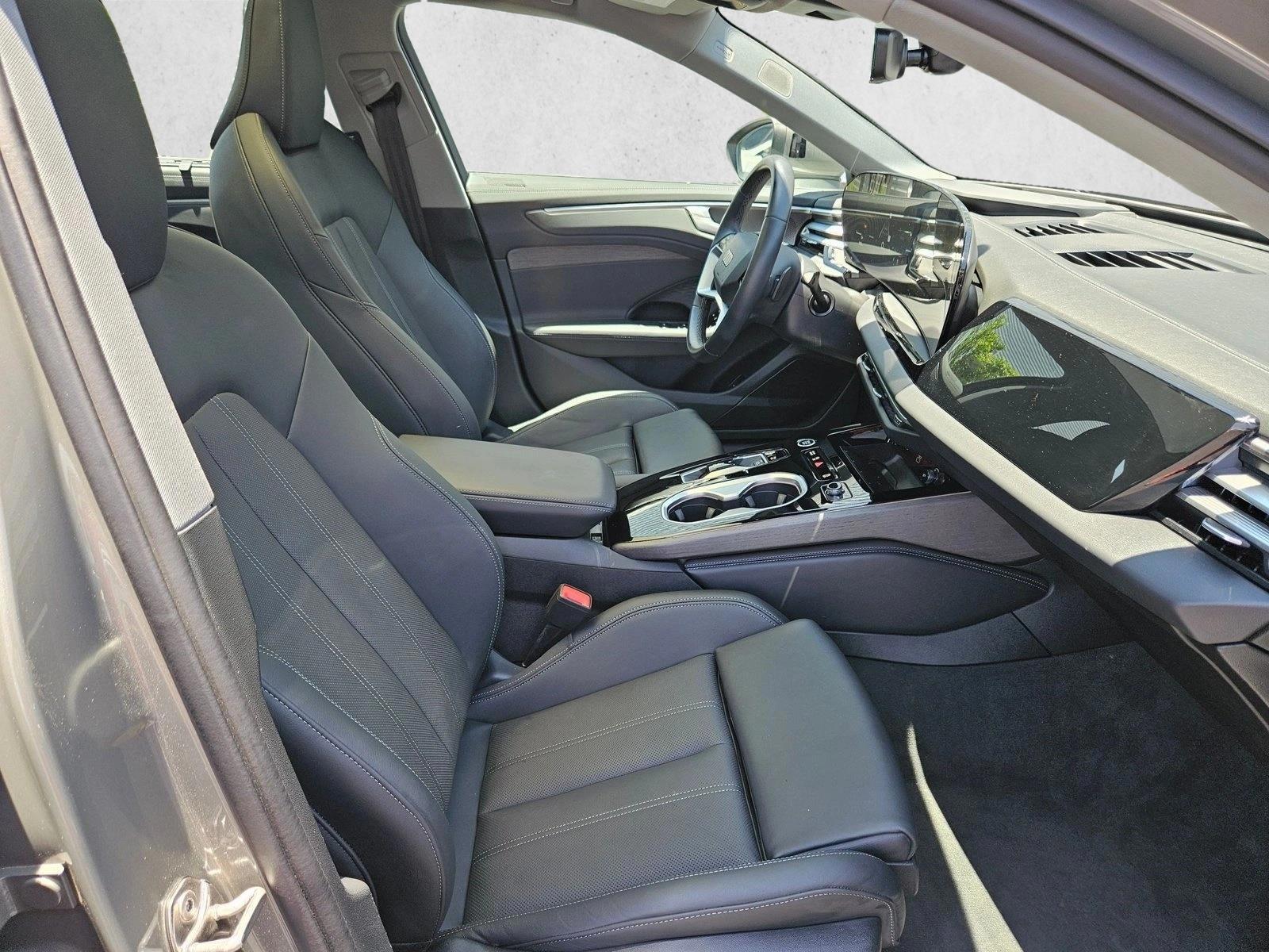 2026 Audi A6 Premium Plus - Photo 25