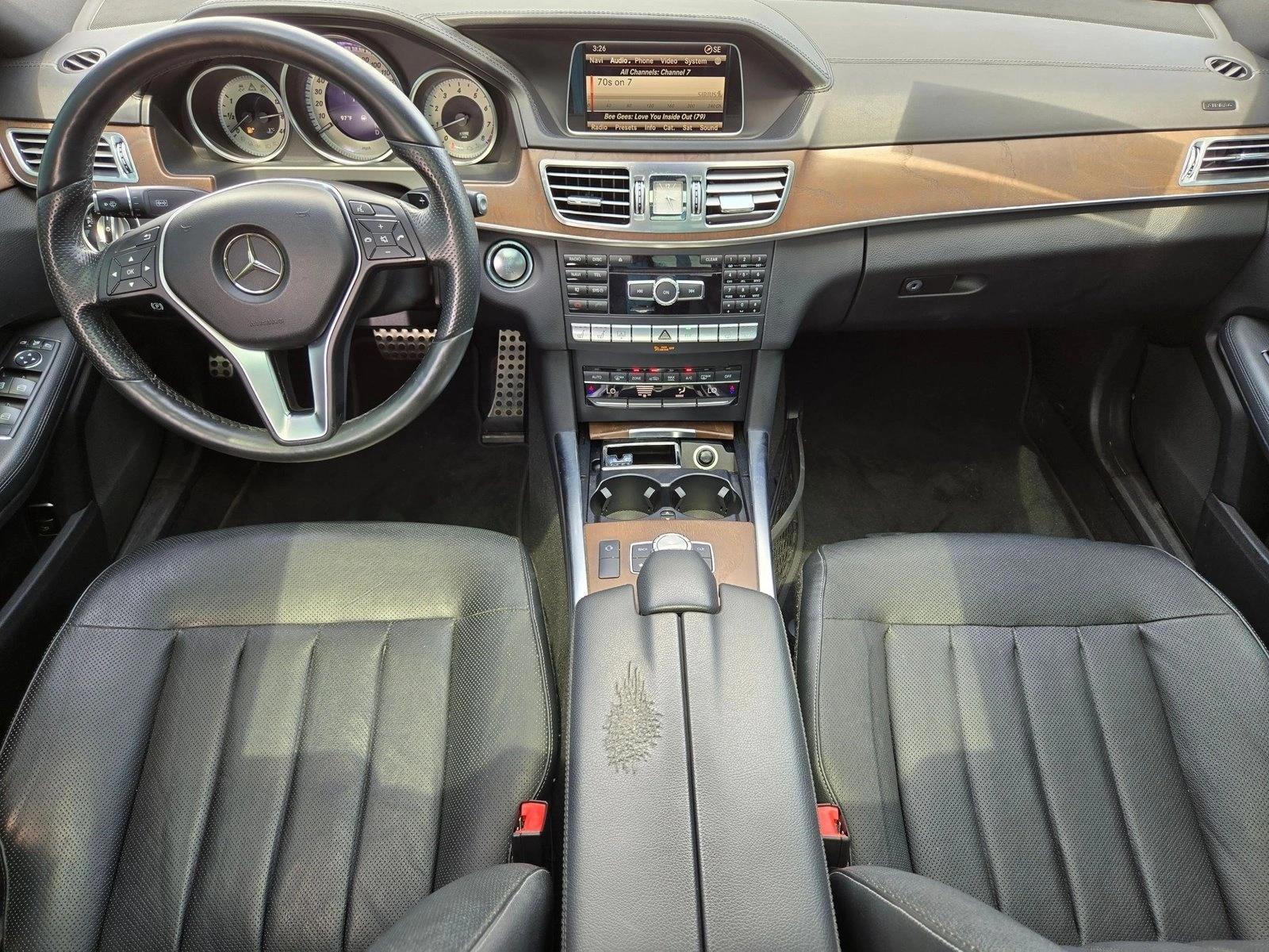 Thumbnail: 2015 Mercedes-Benz E-Class - 3