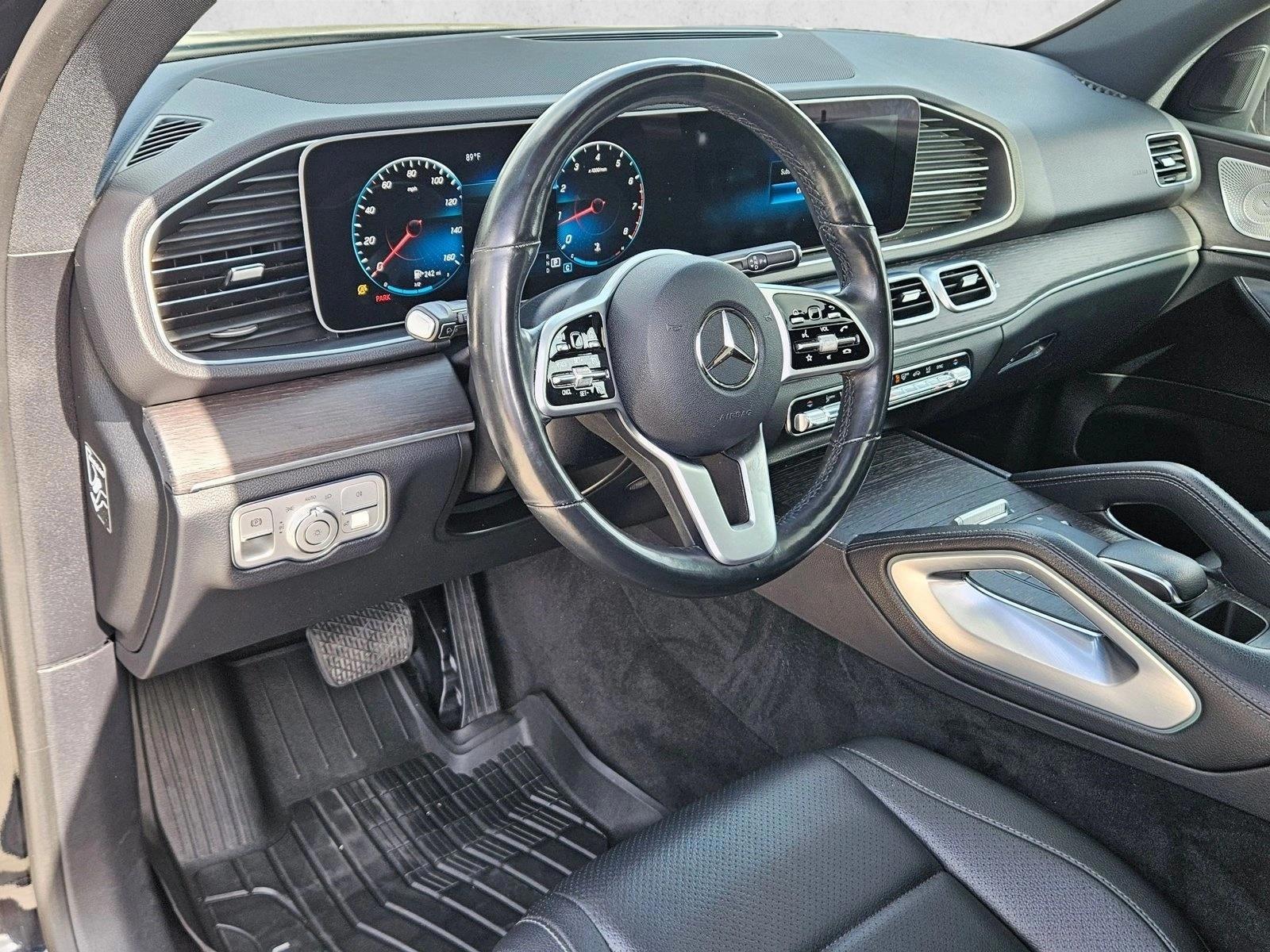 Thumbnail: 2021 Mercedes-Benz GLE - 3