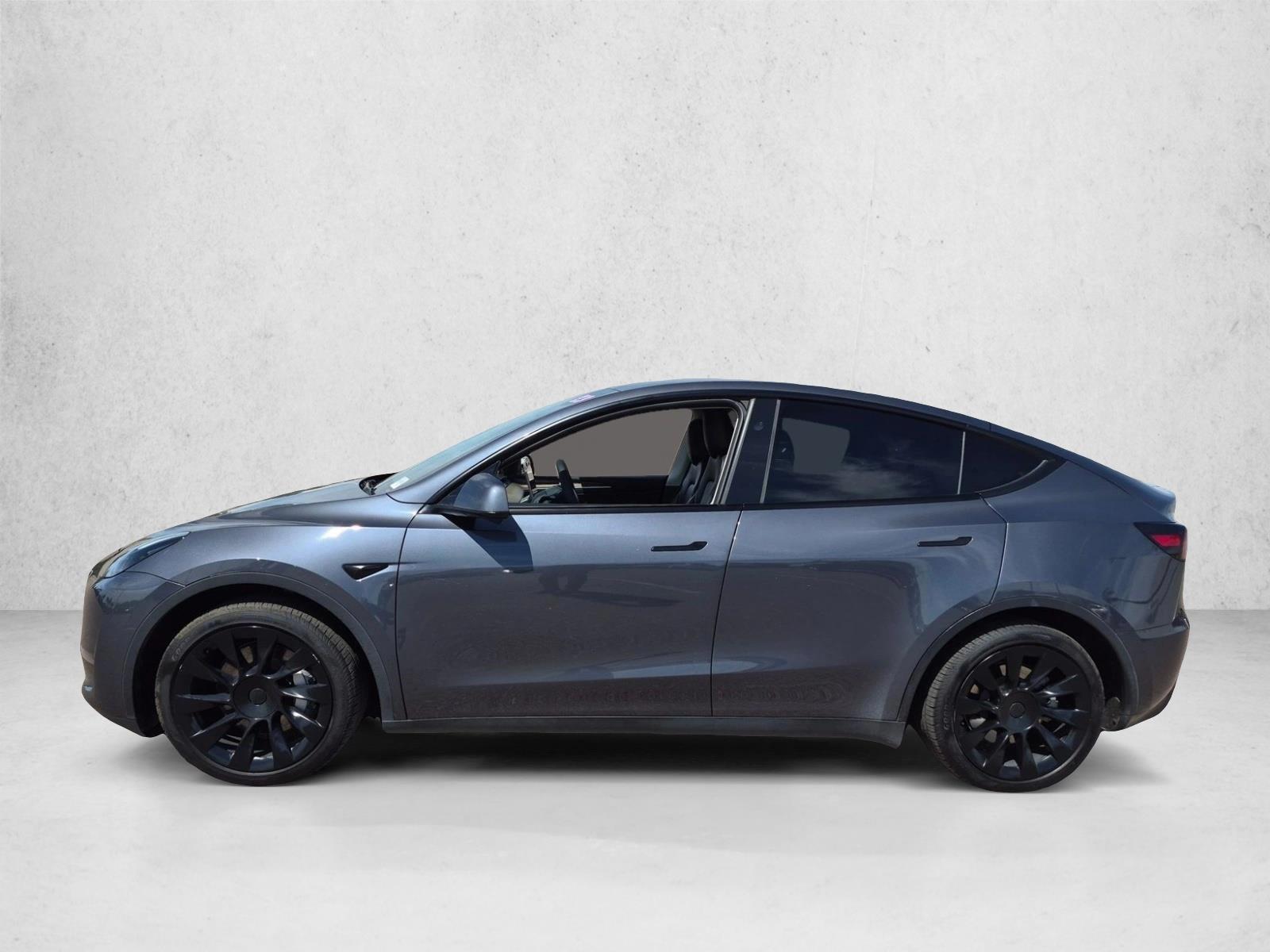 Thumbnail: 2023 Tesla Model Y - 2