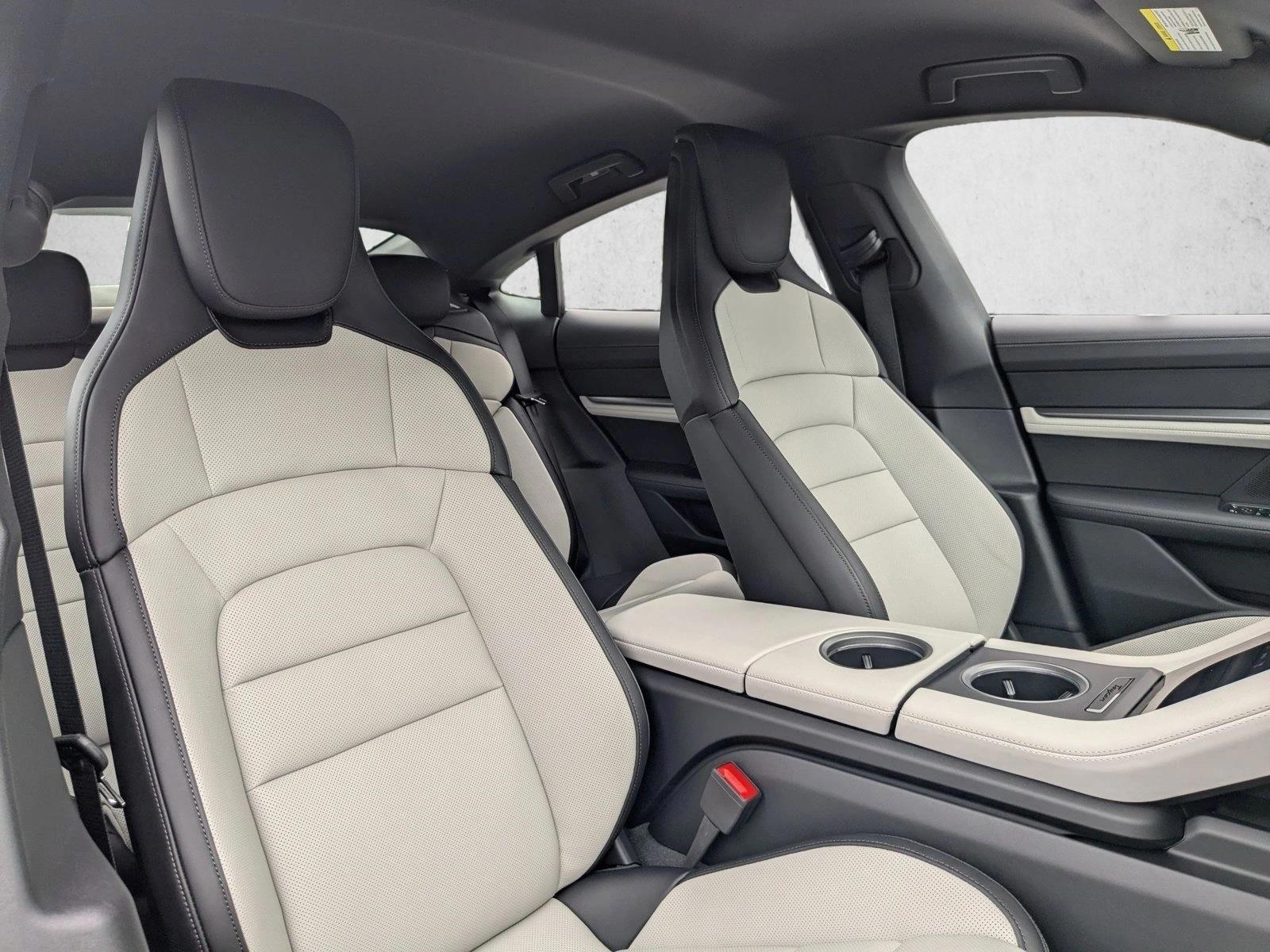 2026 Porsche Taycan Base - Photo 28
