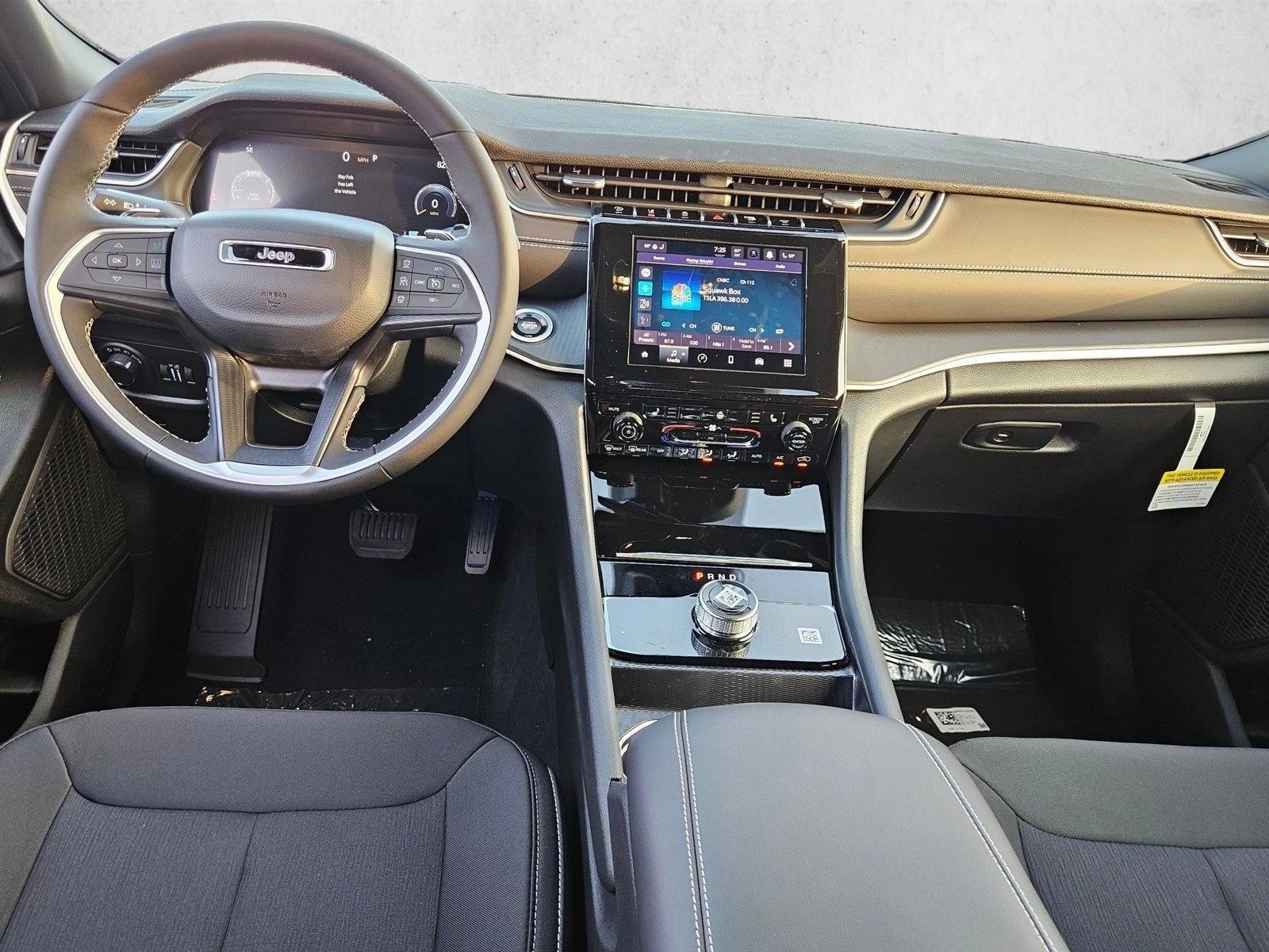 Thumbnail: 2026 Jeep Grand Cherokee L - 4