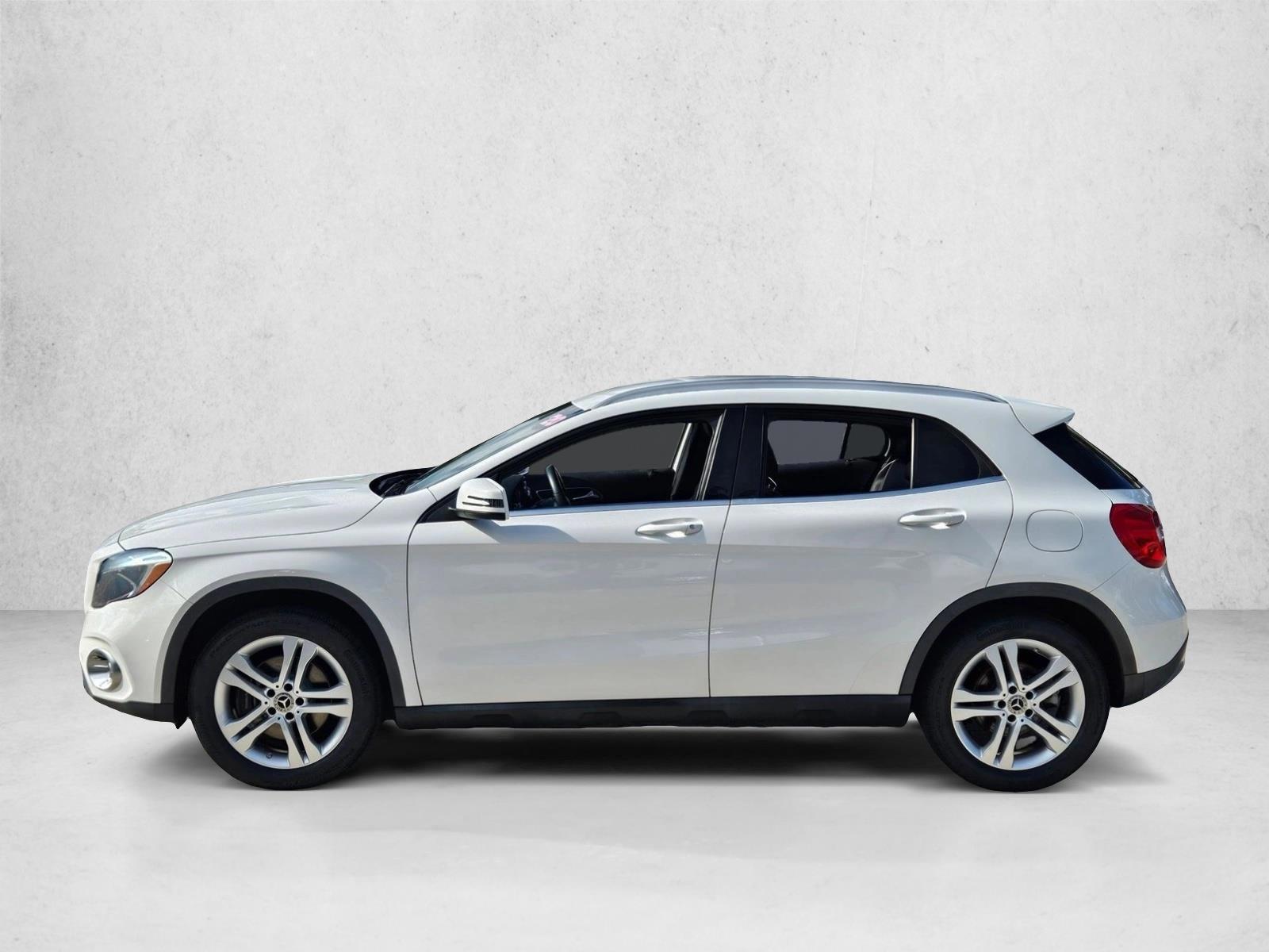 Thumbnail: 2020 Mercedes-Benz GLA - 2