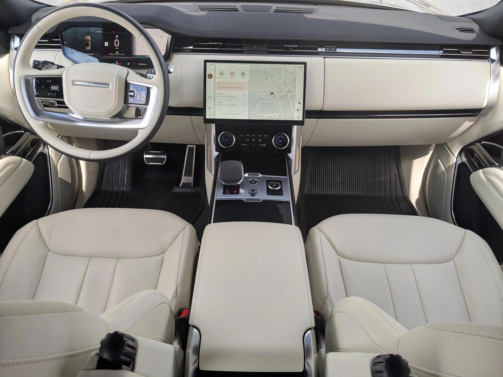 Thumbnail: 2023 Land Rover Range Rover - 3