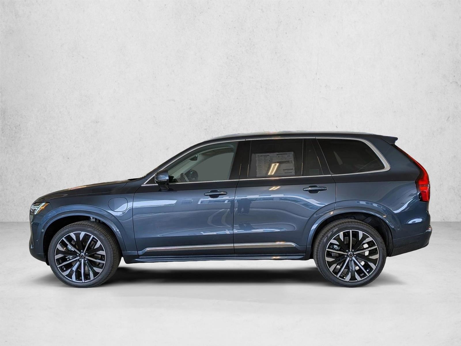 Thumbnail: 2026 Volvo XC90 - 2