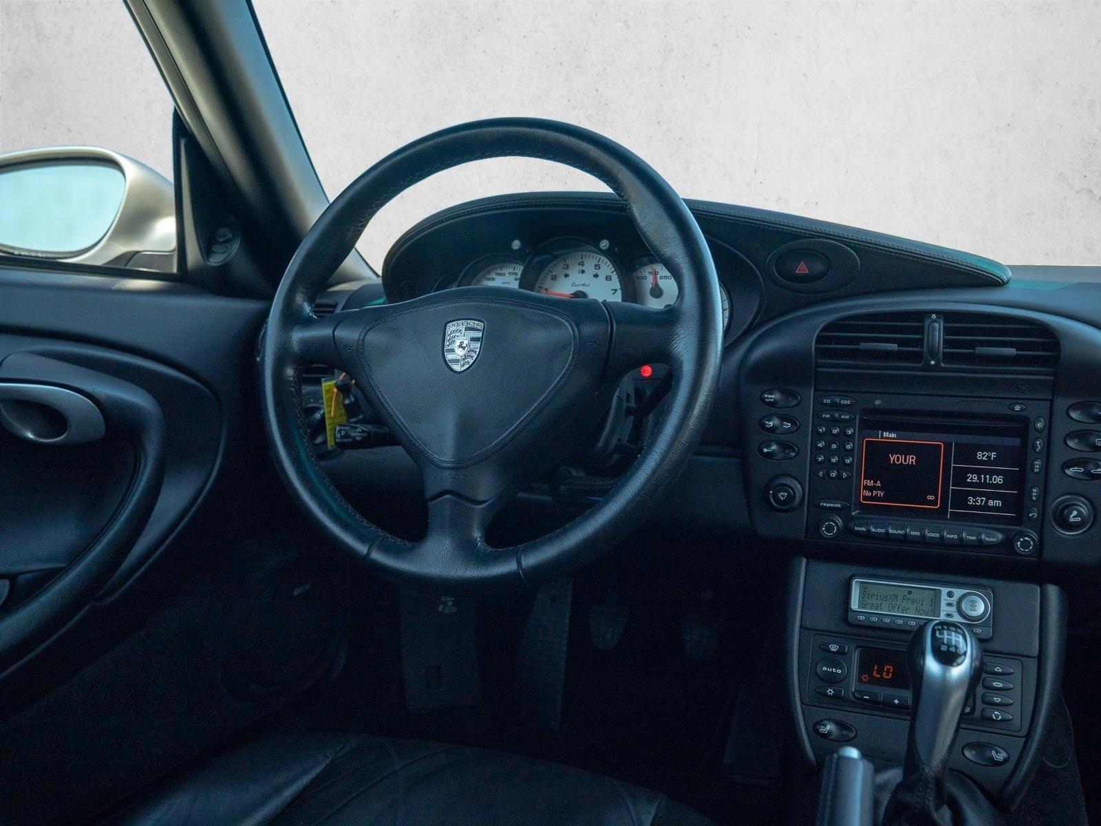 Thumbnail: 2004 Porsche 911 - 4
