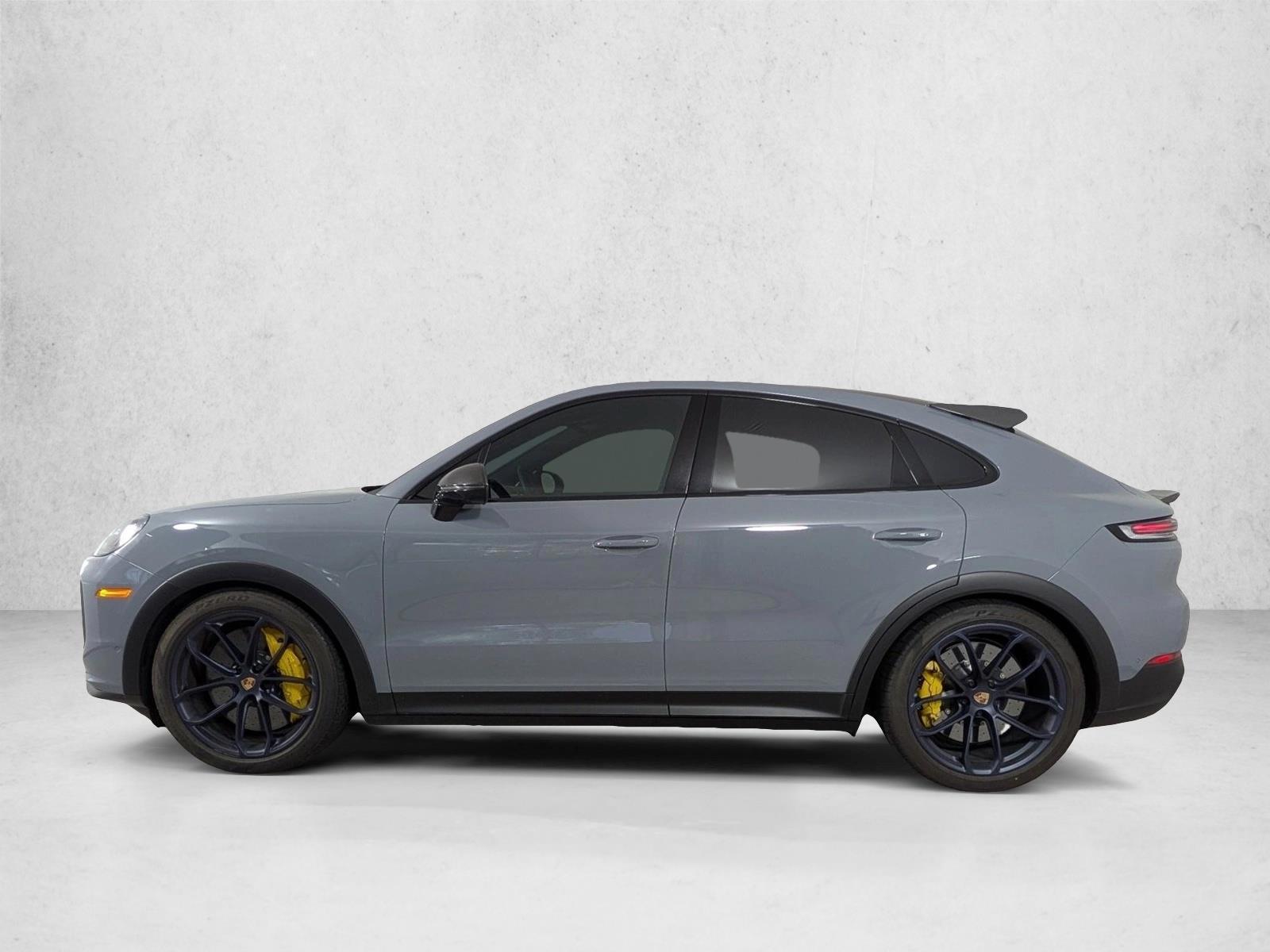 Thumbnail: 2025 Porsche Cayenne - 2