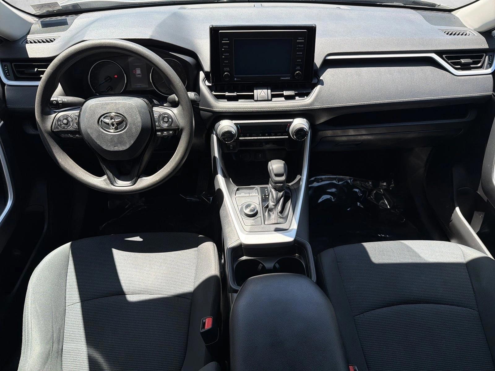 Thumbnail: 2021 Toyota RAV4 - 3