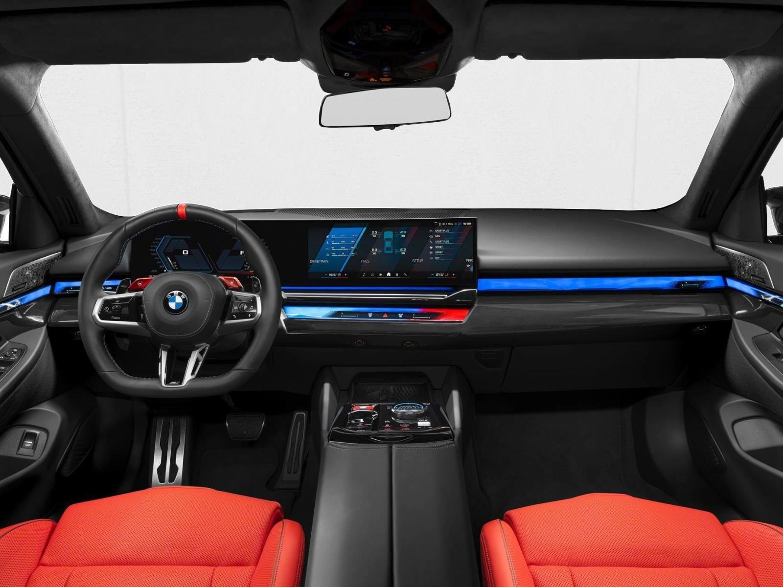 Thumbnail: 2026 BMW M5 - 3