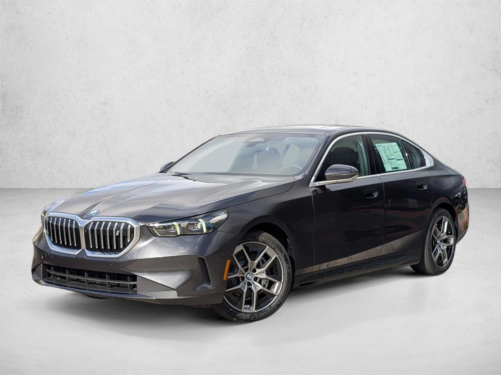 Thumbnail: 2027 BMW i5 - 1